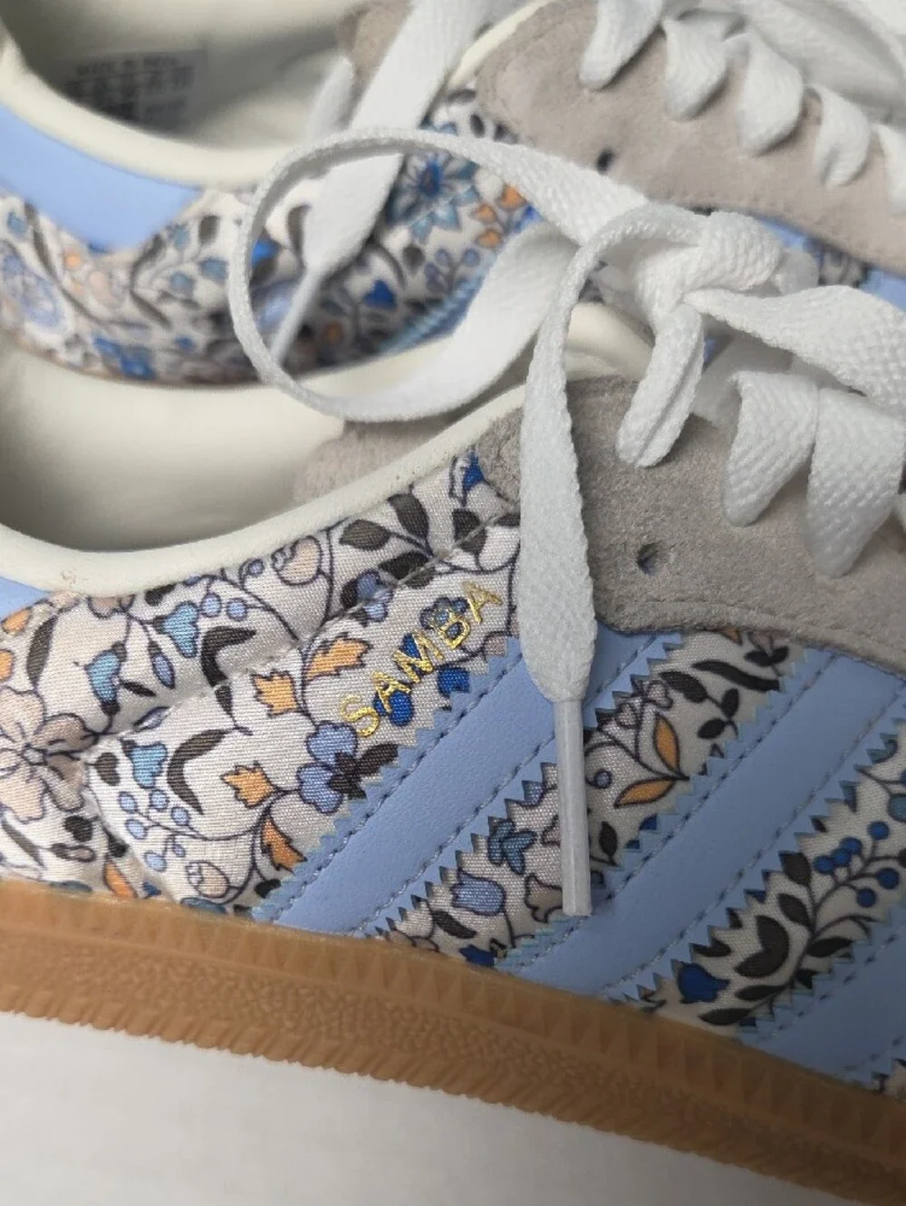 adidas Samba Liberty Women's Light Blue Floral Panel Sneakers Size 4